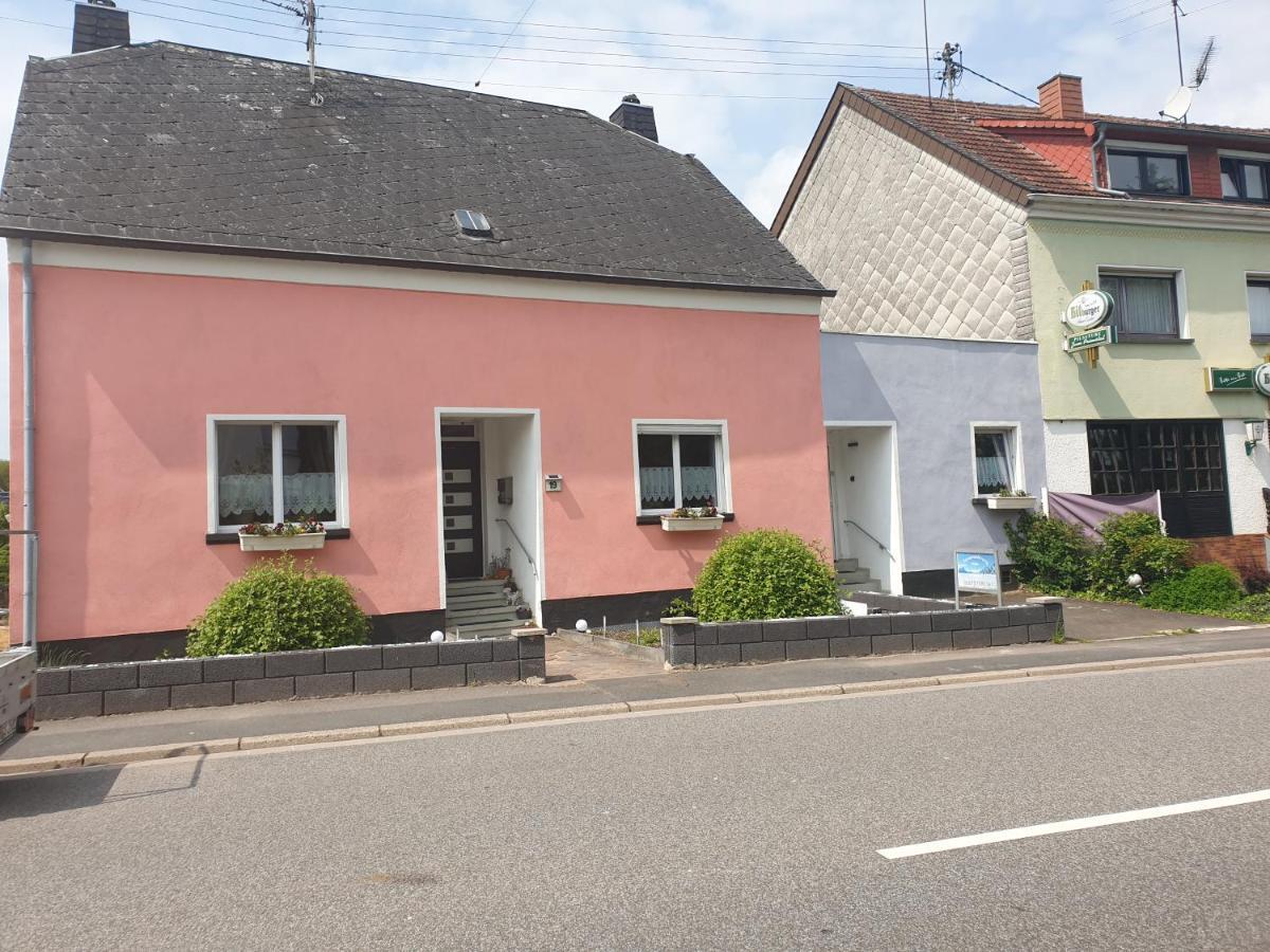 Ferienwohnung Mueller Wadern Bagian luar foto